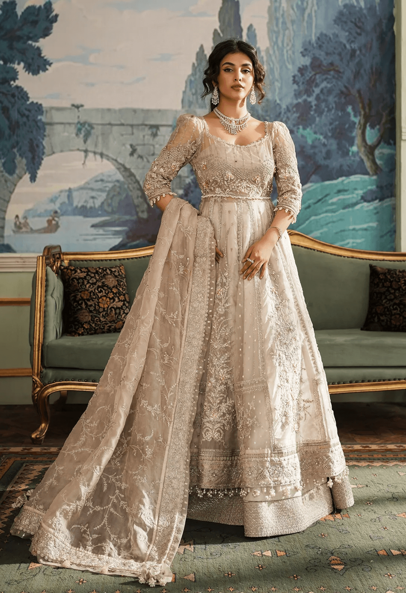 Pakistani Bridal white Silk Gown Dress Pakistani Bridal white Silk Gown Dress