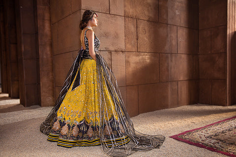 Pakistani Mehndi Lehnga In Golden Color