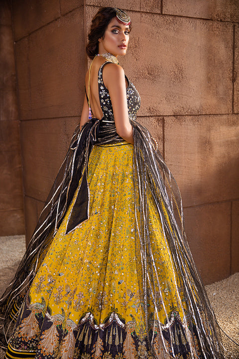 Pakistani Mehndi Lehnga In Golden Color