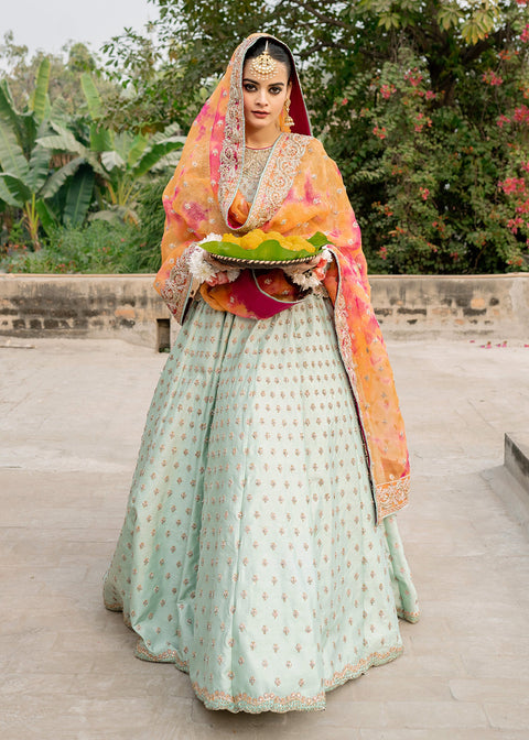 Mehndi dress for bridal in gown style 
