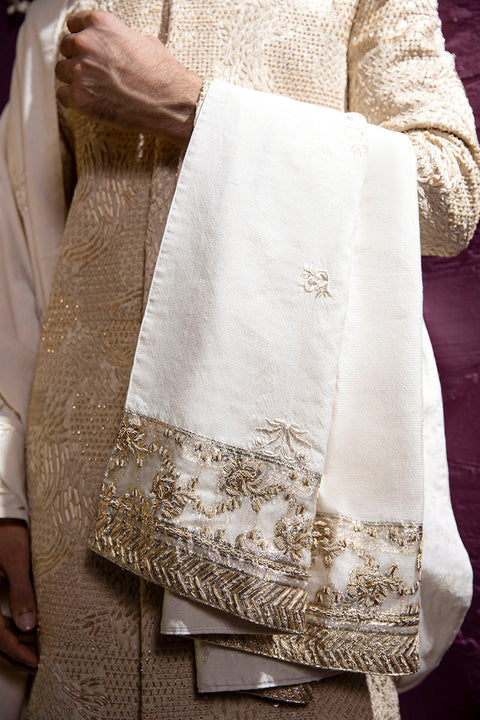Royal Embroidered White Sherwani Pakistani Groom Dress