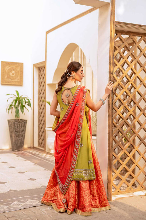 Yellow Kameez With Orange Lehenga Pakistani Mehndi Dress